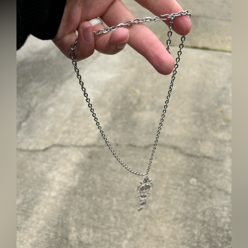 Women’s silver chain necklace - Picture 5 of 10